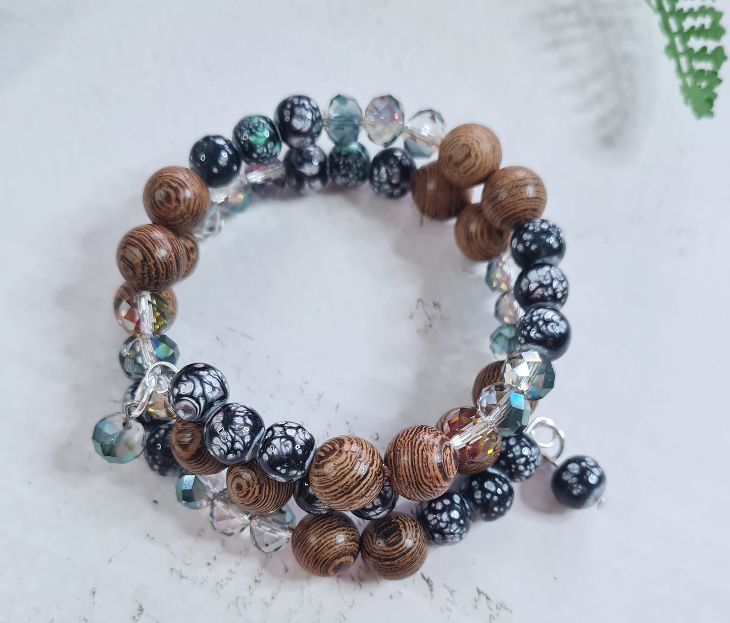 Armband - Glit, viðartónar, svart og túrkís