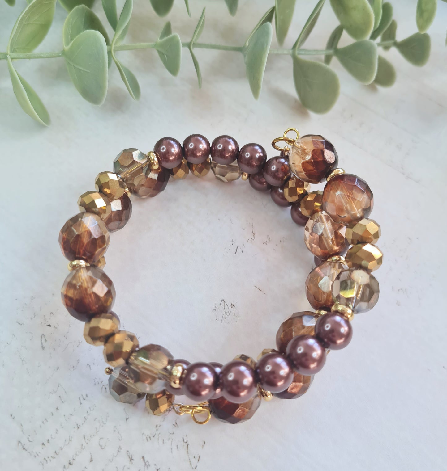 Armband - Brúntína, gyllt og glit.