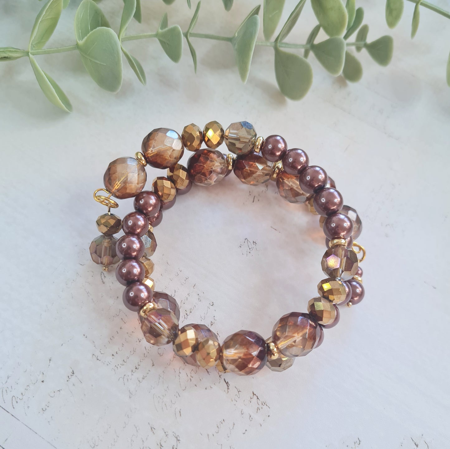 Armband - Brúntína, gyllt og glit.